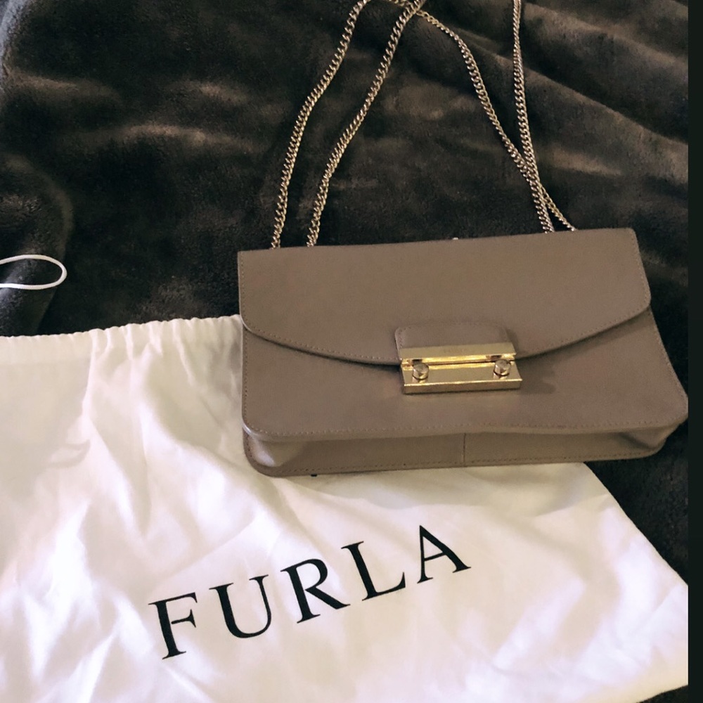 FURLA Metropolis S Pochette Bag